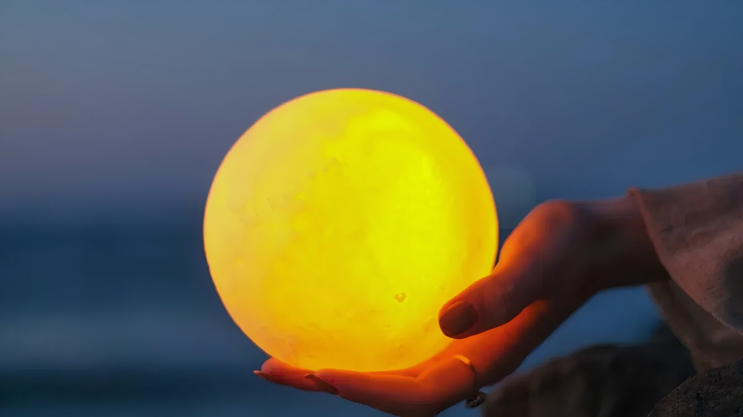 What Are the Top Tips for Using Floating Glow Balls?